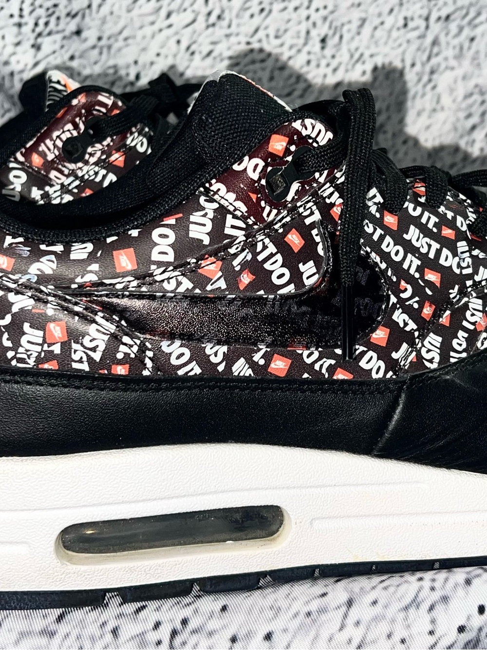 Nike Men’s Air Max 1 premium Just Do It'            Black size 11.5